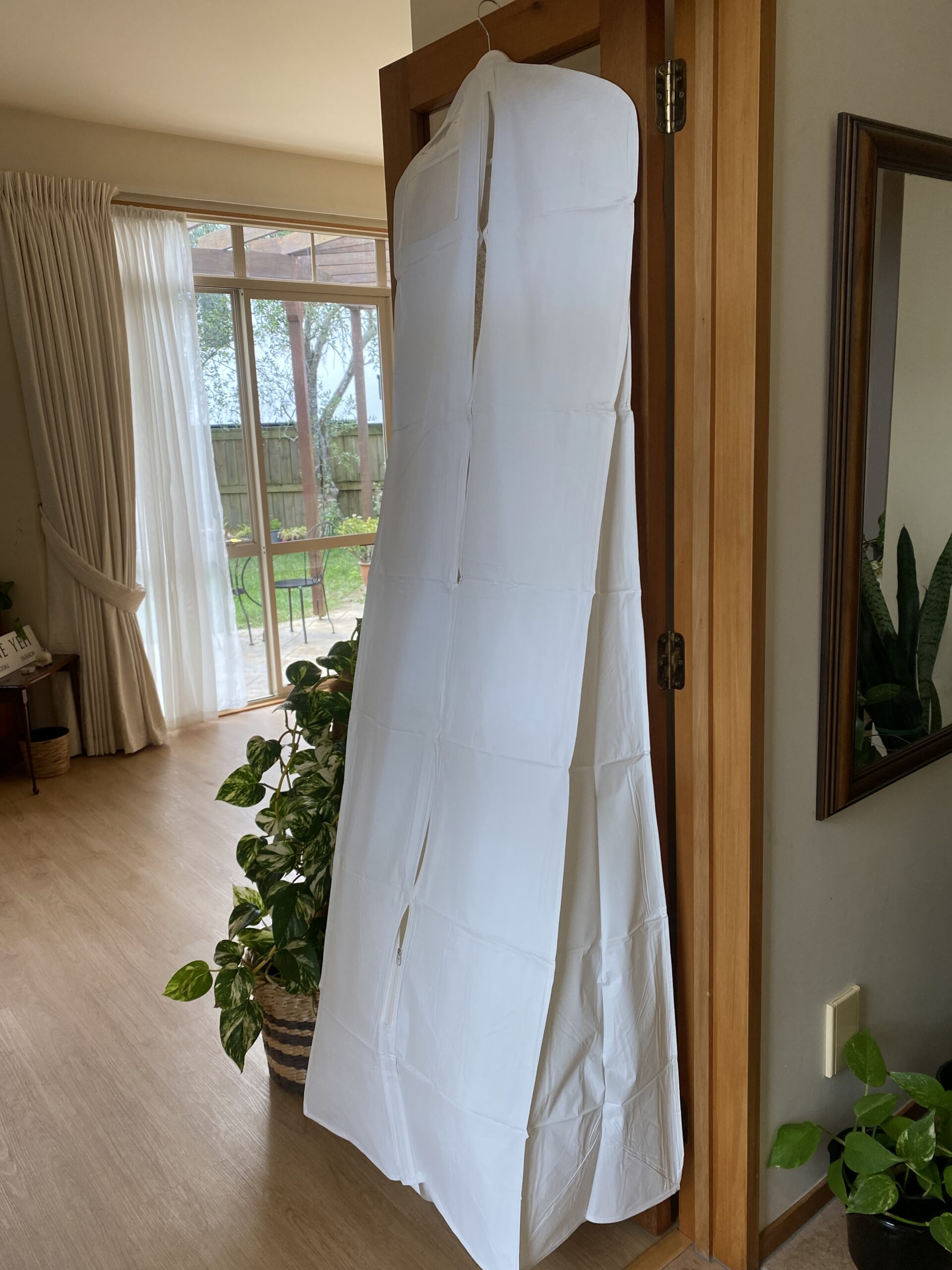 White Gown Bag (XXL)